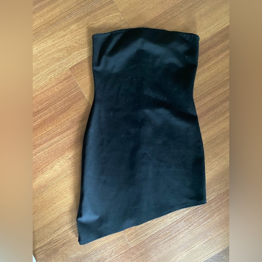 Assymetric black bodycon dress